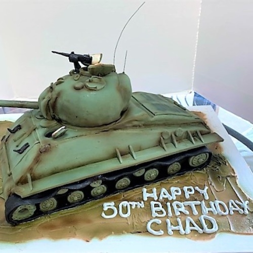 tank sculpture cake