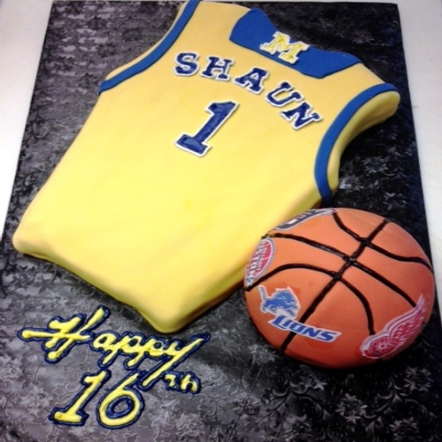 jersey cutout cake