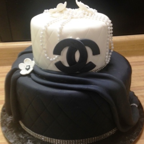 chanel cake