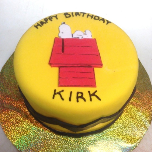 snoopy cake